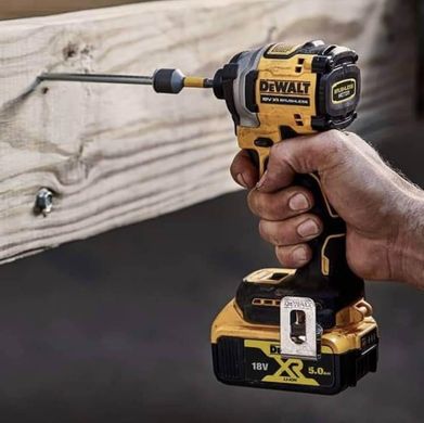 Шурупокрут ударний акумуляторний безщітковий DeWALT DCF850N