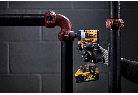 Гайковерт ударный аккумуляторный бесщёточный DeWALT DCF923N