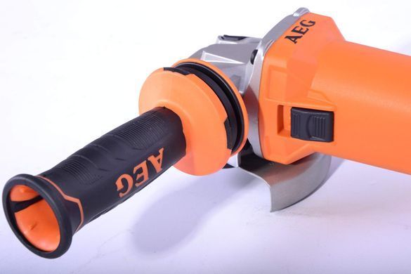 Угловая шлифовальная машина AEG WS 10-125
