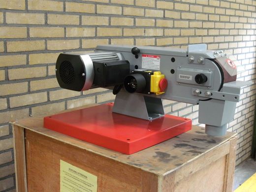 Стрічкова шліфувальна машина по металу Holzmann MSM 100L