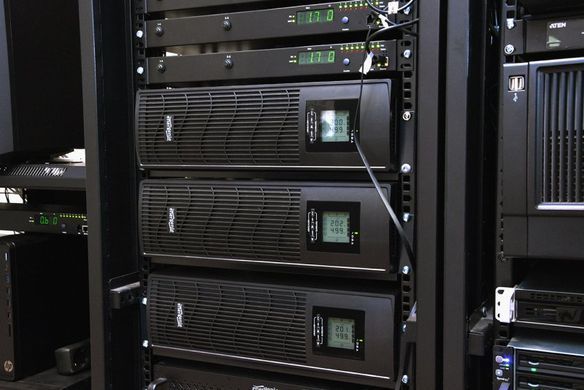 EnerGenie EG-UPSRACK-13 Джерело безперебійного живлення 3000VA, LCD, USB, серія Pro