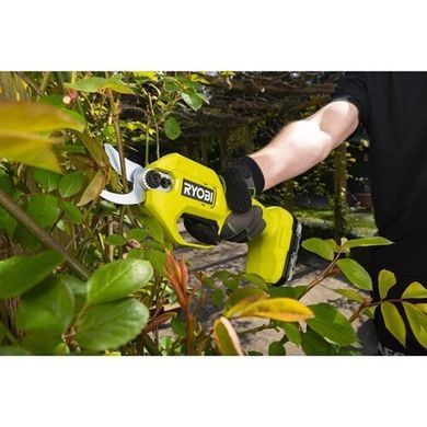 Ryobi Секатор Ryobi RY18SCA-115P 5133005563, аккумуляторный ONE+, 18В, АКБ 1.5 Ач, до 25 мм, с кобурой и точильной