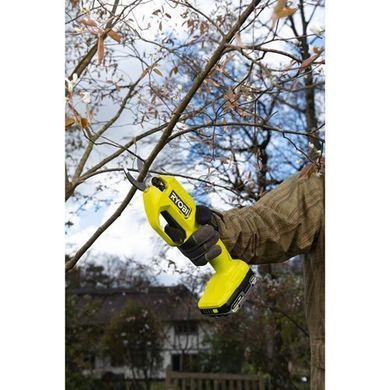 Ryobi Секатор Ryobi RY18SCA-115P 5133005563, аккумуляторный ONE+, 18В, АКБ 1.5 Ач, до 25 мм, с кобурой и точильной