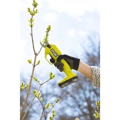 Ryobi Секатор Ryobi RY18SCA-115P 5133005563, аккумуляторный ONE+, 18В, АКБ 1.5 Ач, до 25 мм, с кобурой и точильной