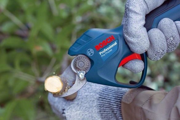 Bosch Секатор Pro Pruner акумуляторний, 12В, 3.0 Ач, до 25мм, 1кг, сет. 2 ак.