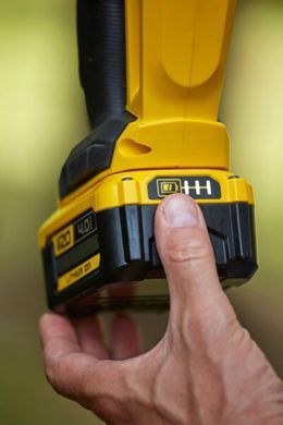 Кусторез аккумуляторный STANLEY FATMAX SFMCHT855M1