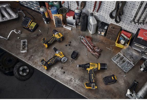Заклепочник акумуляторний безщітковий DeWALT DCF403E1GT