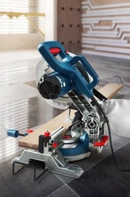 Bosch Пила торцовочная GCM 216, 1300Вт, 216мм, 24мм, 10.1кг