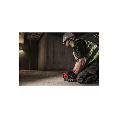 Линейно-точечный лазерный нивелир Milwaukee M12 3PL-0C 4933478100 с зелёным лучом MILWAUKEE