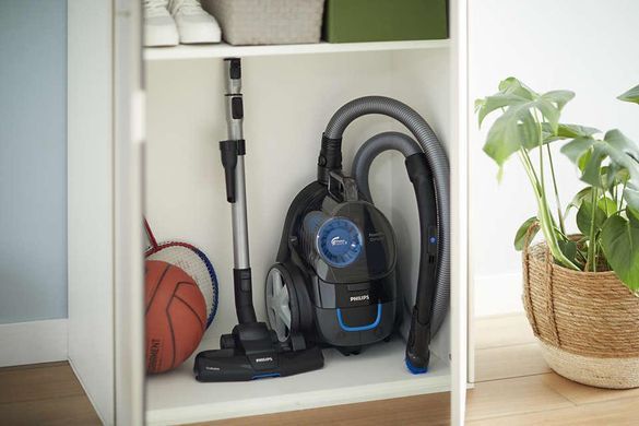 Пилосос Philips контейнерний PowerPro Compact, 900Вт, конт пыль -1,5л, НЕРА13, черный