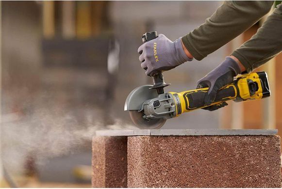 Шлифмашина угловая аккум безщеточная STANLEY FATMAX SFMCG700B