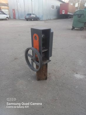 Измельчитель веток TP-120E