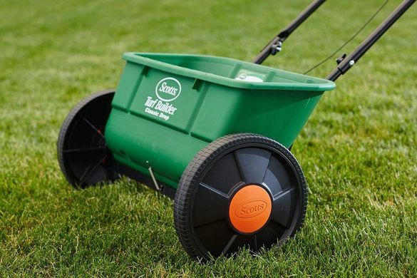 Разбрасыватель удобрения Turf Builder Classic Drop