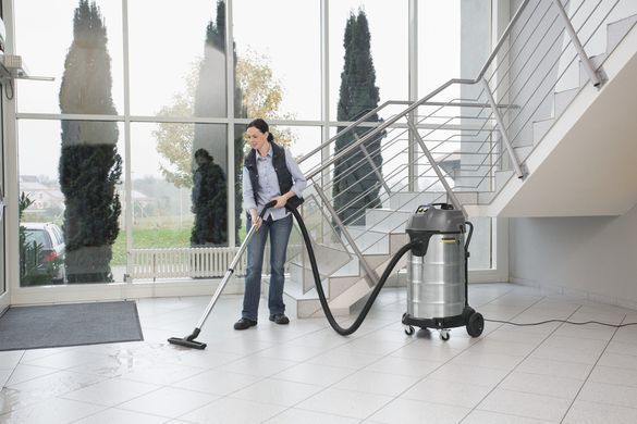 Пилосос профессиональный Karcher NT 90/2 Me Classic Edition двухтоторный 2300Вт 225мБар контейнер 90л 19кг