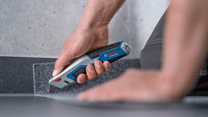 Нож будівельний трапециевидный сложный Bosch Professional пластиковый корпус, 253мм