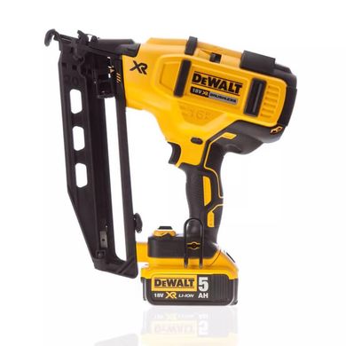 Пістолет цвяхозабивний акумуляторний безщітковий DeWALT DCN660P2