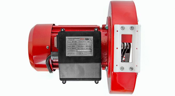 Кормоподрібнювач електричний Minsk MT-3 МТЗ-3600