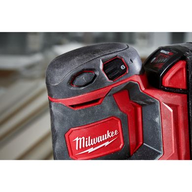 Шліфмашина ексцентрикова M18 BOS125-502B (Li-Ion5Ач) MILWAUKEE 4933464229